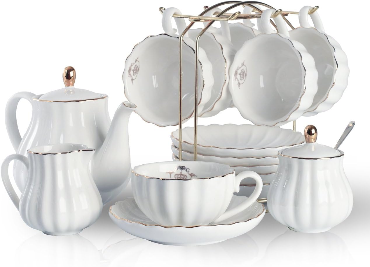 Coffee Tea Sugar - Een complete theeservies van puur wit