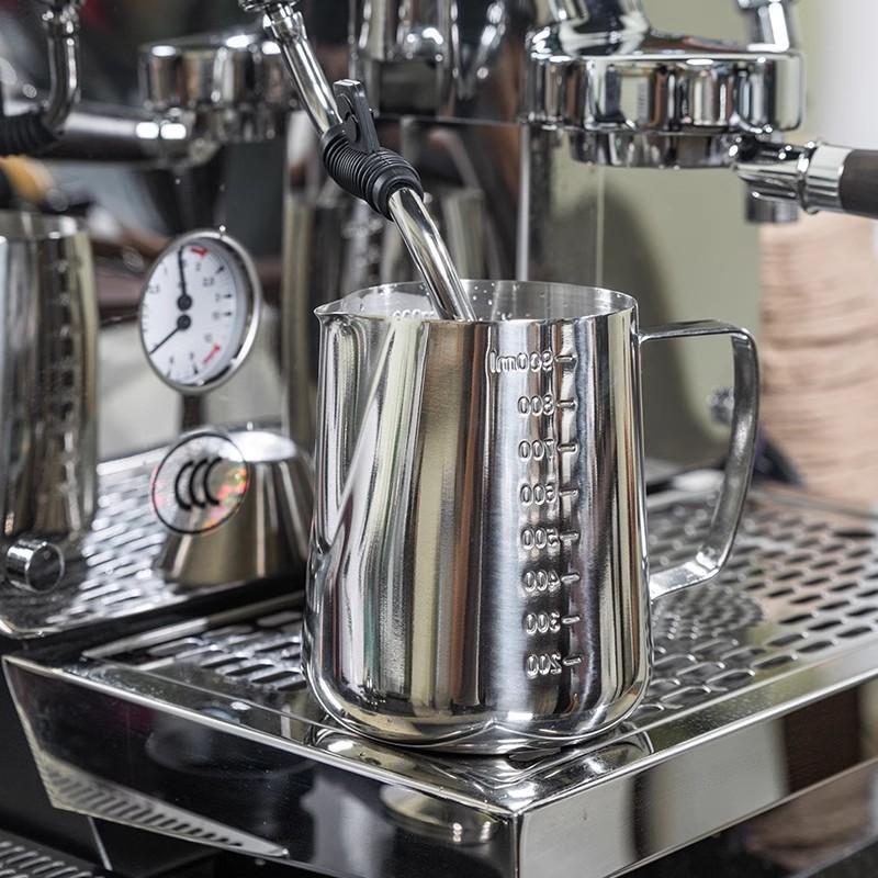 Barista Milk Jug - Melkopschuimer van roestvrij staal, melkopschuimkan, lattekan,
